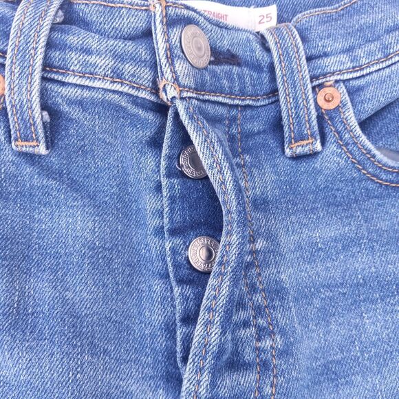 Levi Wedgie Straight Distressed Jeans-Size 25-Button Fly-Medium Wash-Mid Rise - Picture 3 of 11